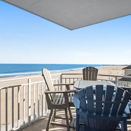 Oceans Mist 501 Apartment