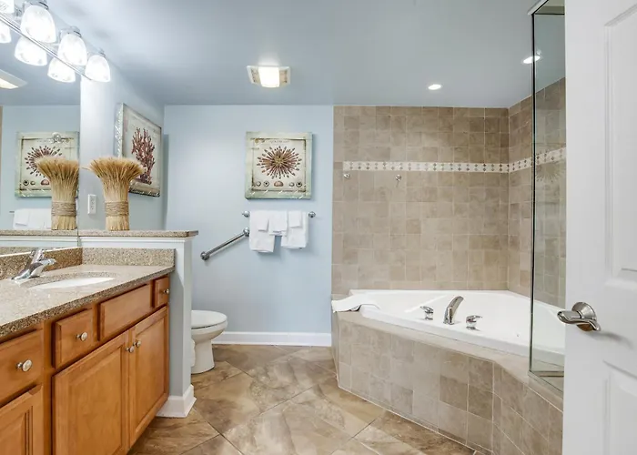 Oceans Mist 501 Apartment *